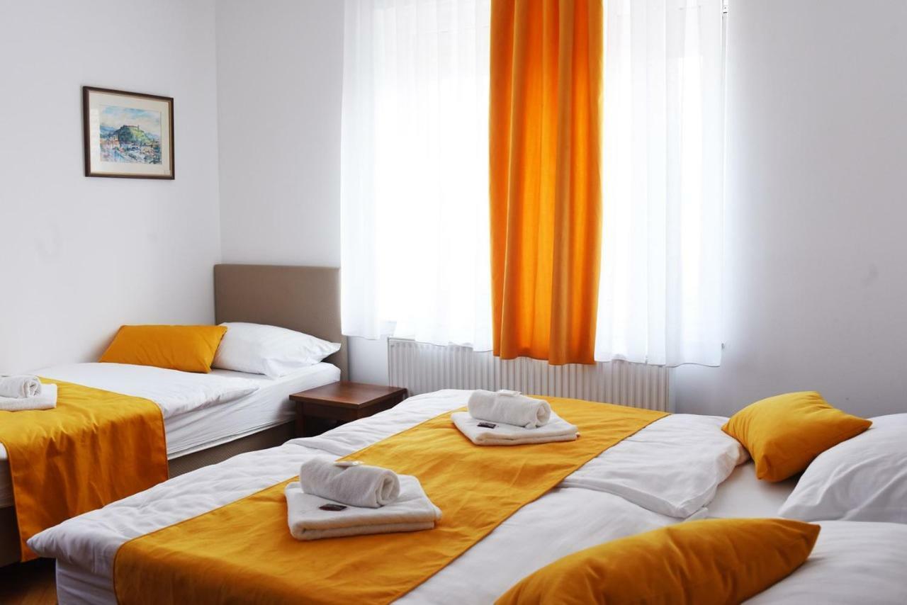 Guesthouse Kubus Ljubljana Ngoại thất bức ảnh